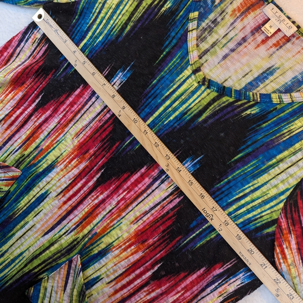 Studio JPR Multi Color Knit Sweater with Front Pockets - Picture 7 of 7